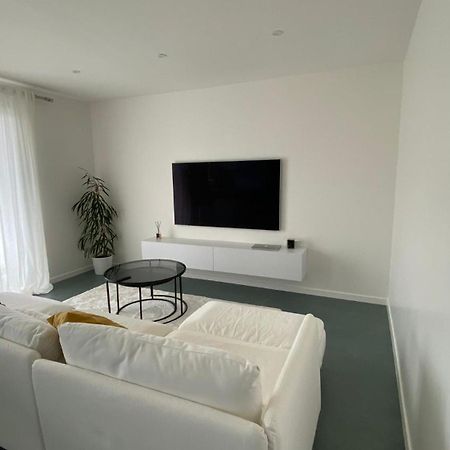 Modern Green & White - Apartments T3 60M2 Annecy - Parking Prive - Wifi - Netflix Exterior photo